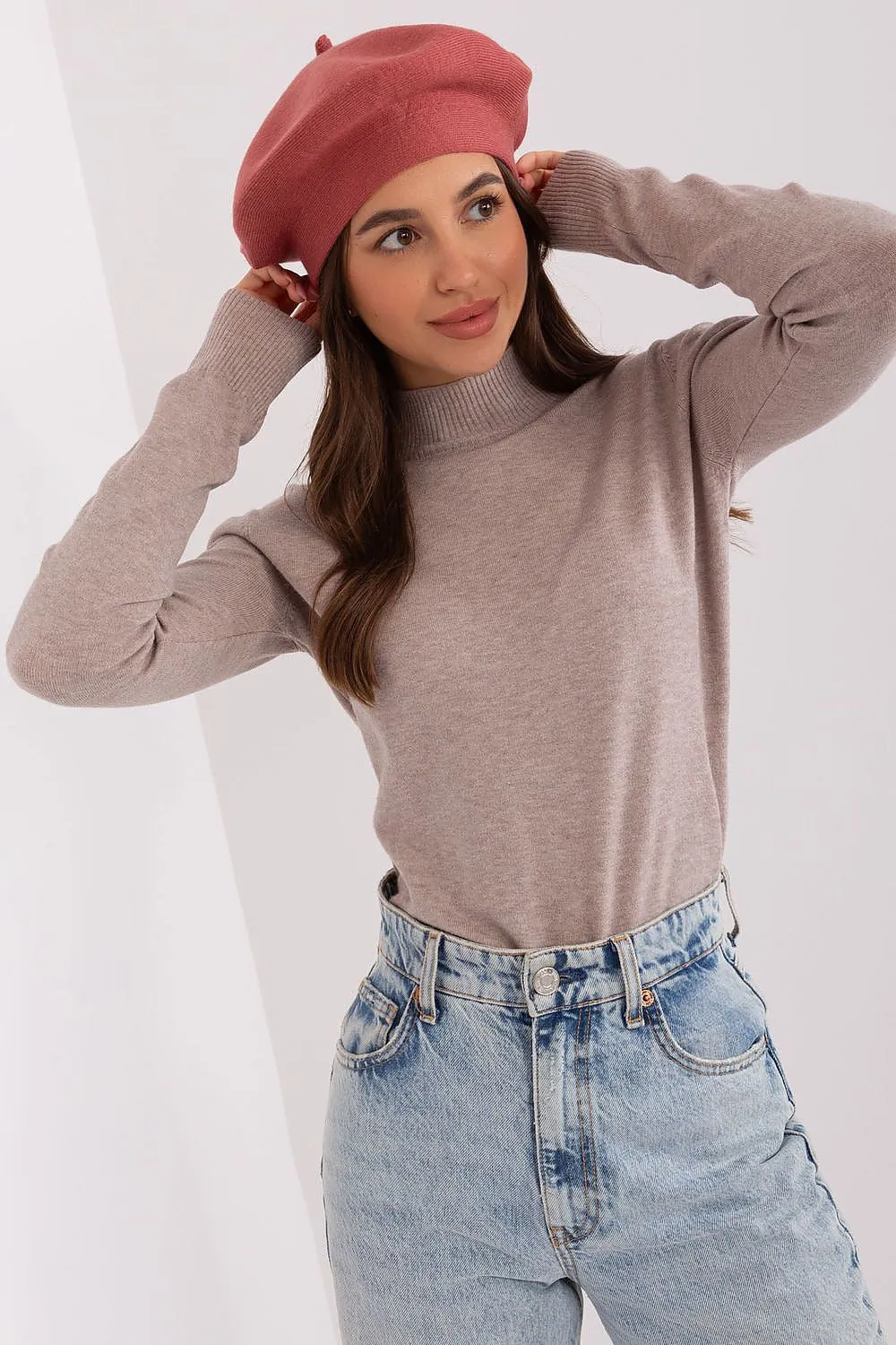 Beret AT