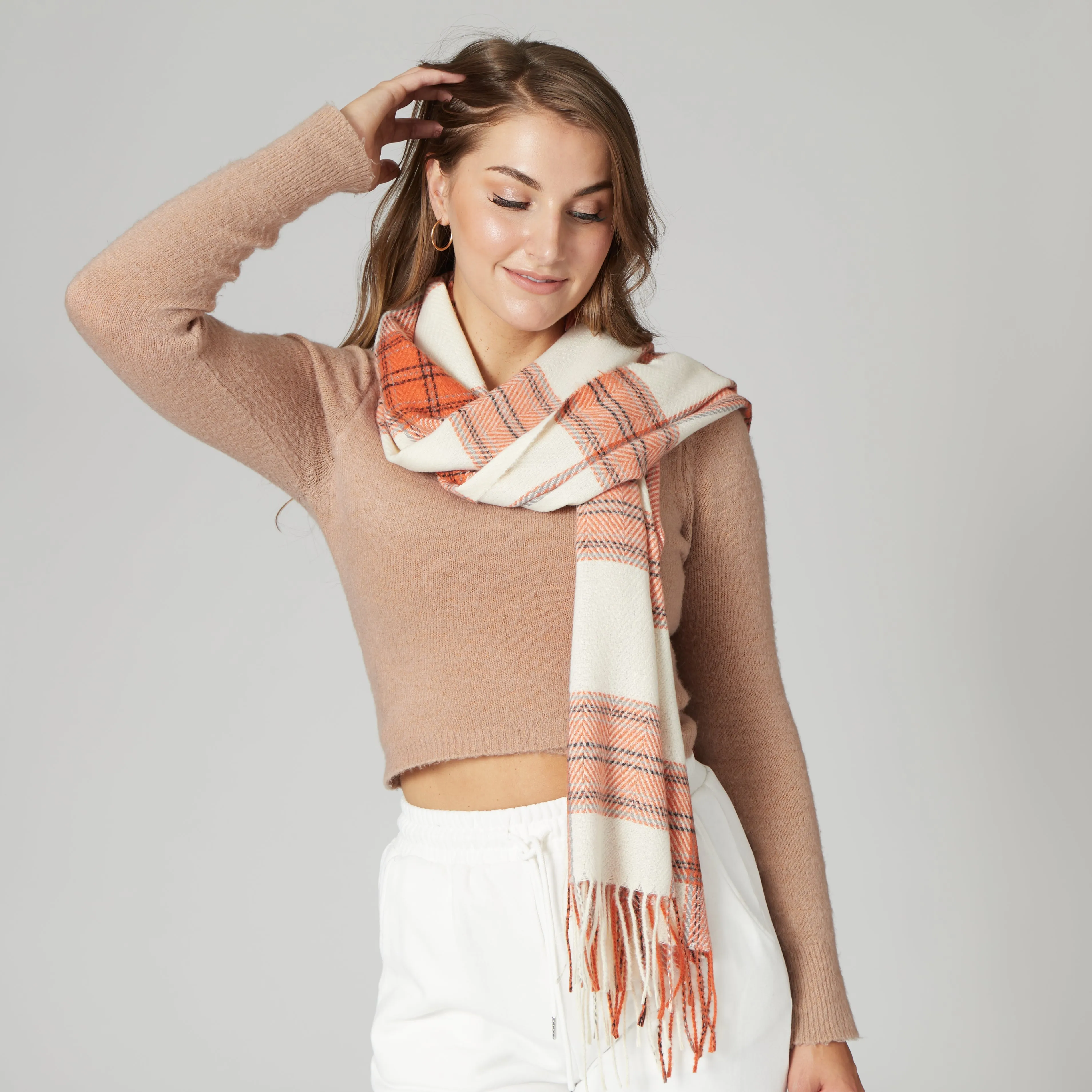 Ella - Women's Woven Plaid Scarf W/ Fringe