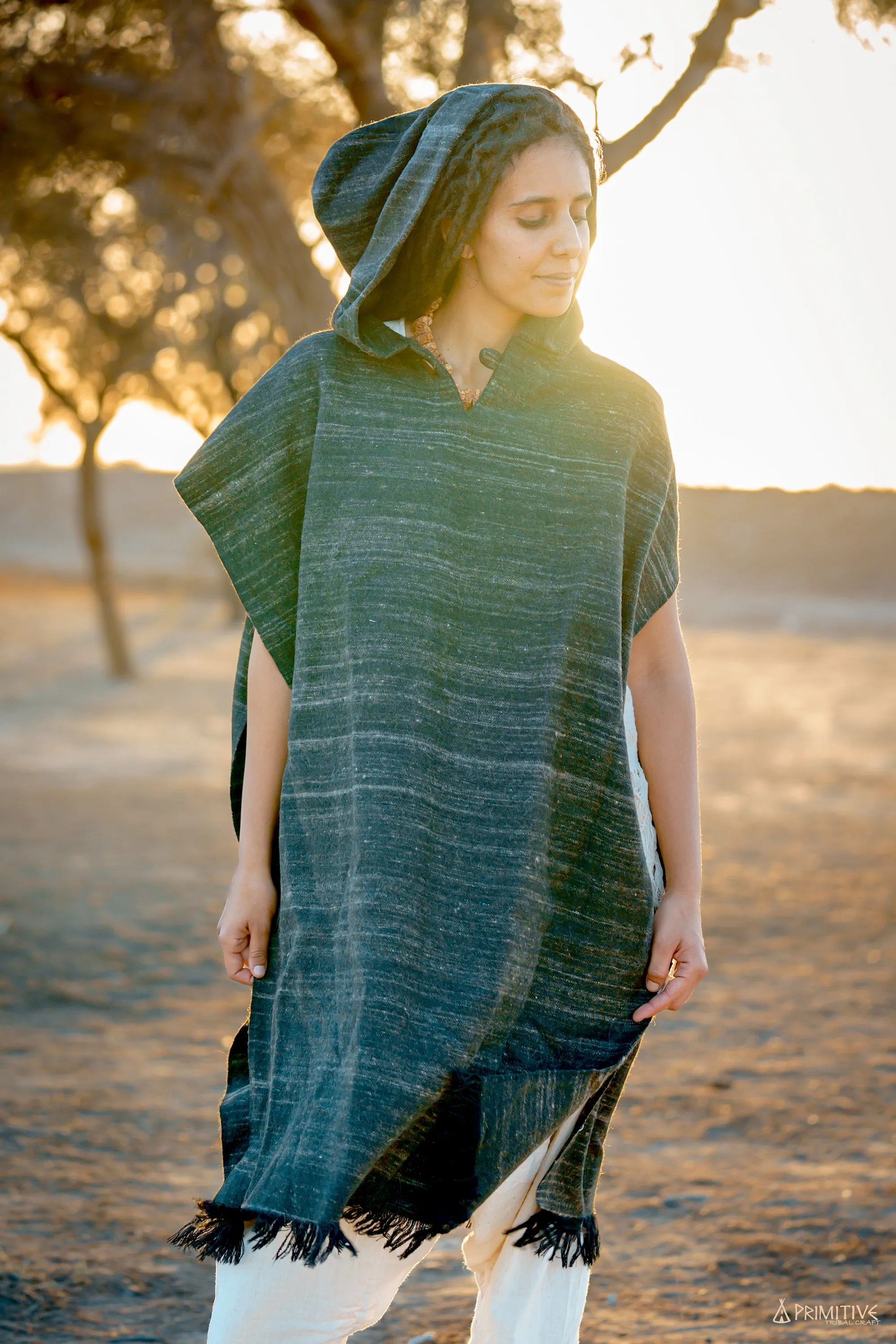 Himalayan Wool Poncho ⋙ with Hoodie ⋙