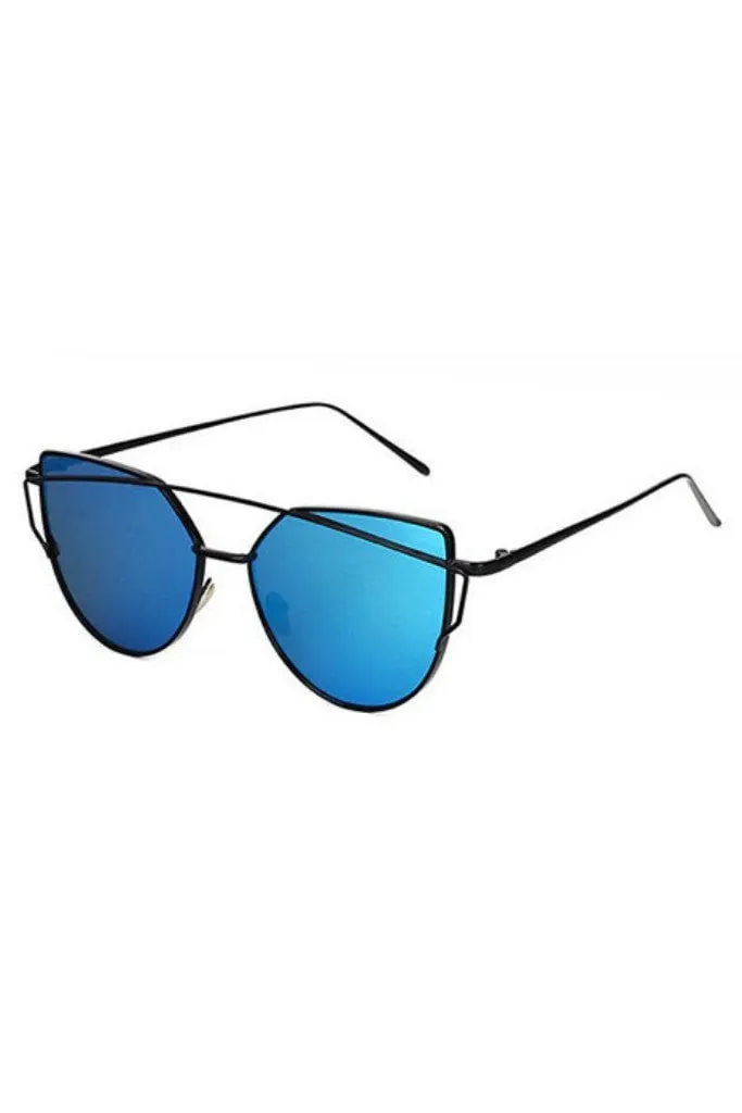 Honey Couture KOURTNEY Black & Blue Sunglasses