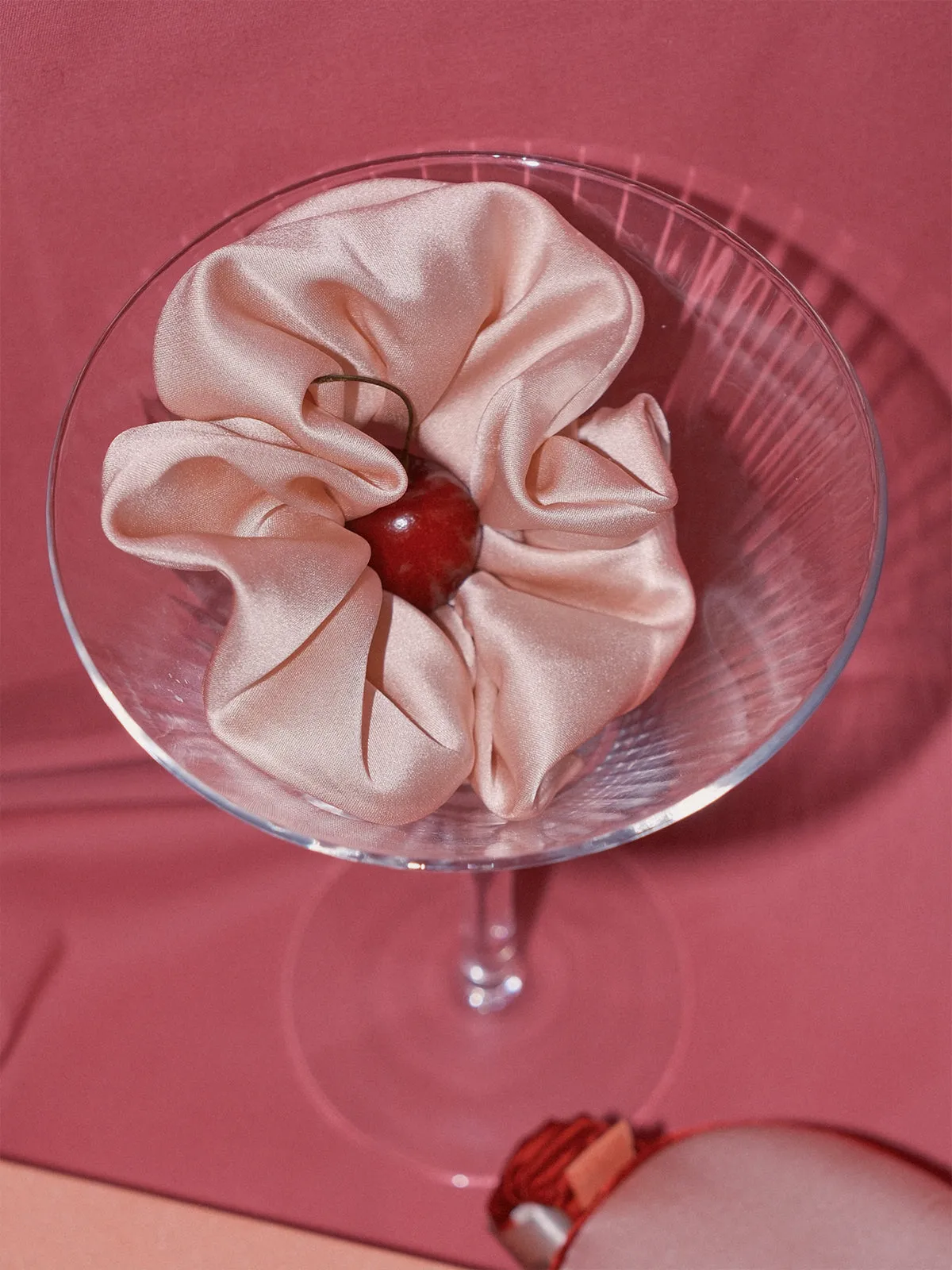 "Silken Hair" Silk Scrunchie Hair Tie - Peach