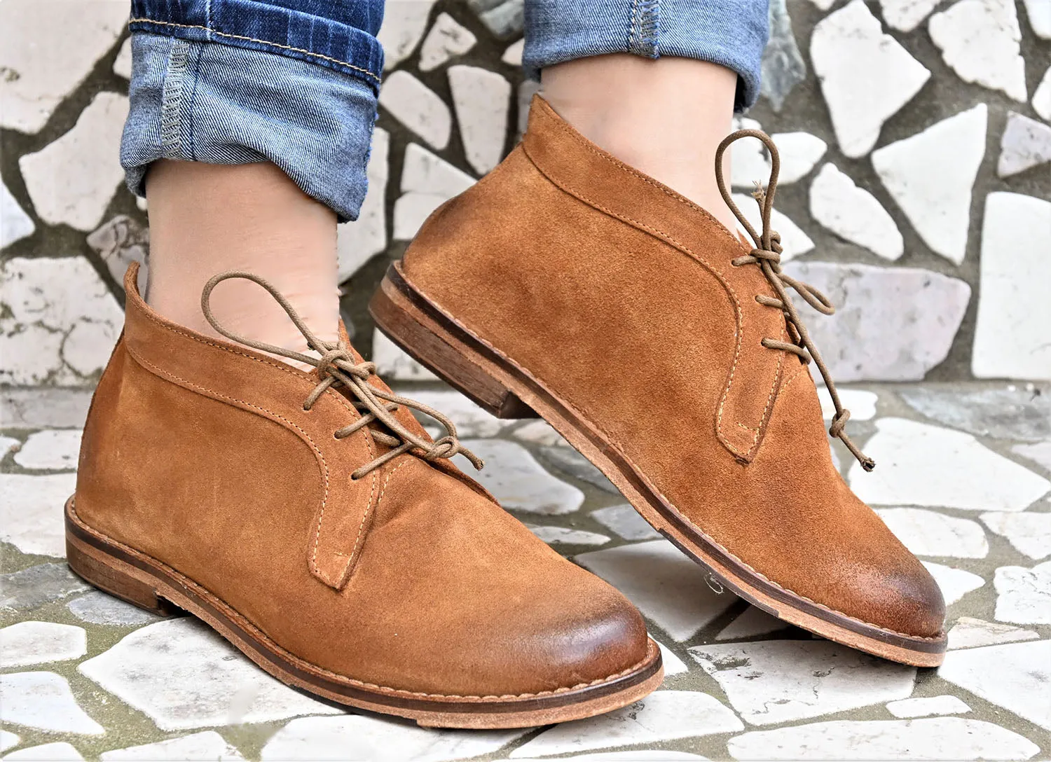 SALLY 16 - mid-season lace-up shoe suede CARAMEL